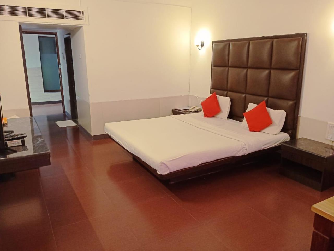 Arnala Beach Resort Virar Luaran gambar